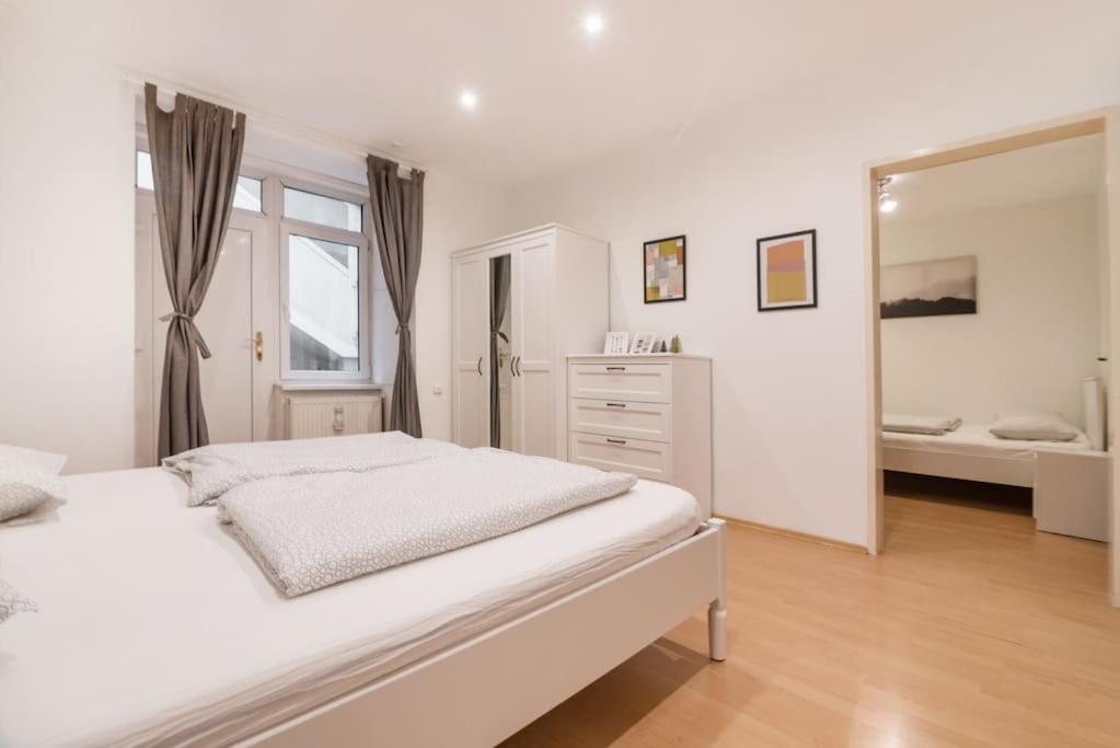 Spacious Central Apartment Wenen Buitenkant foto